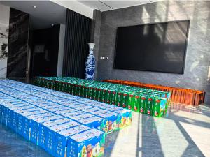 一份中秋禮，傳遞公司愛。